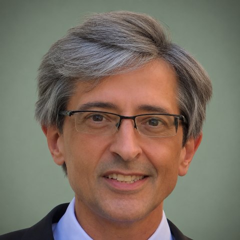 Dean Girdis headshot