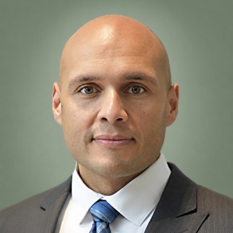 Edwin Rodriguez headshot