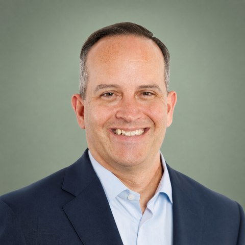Ethan Snyder headshot
