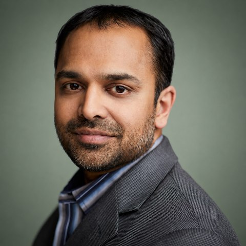 Manoj Jhaveri headshot