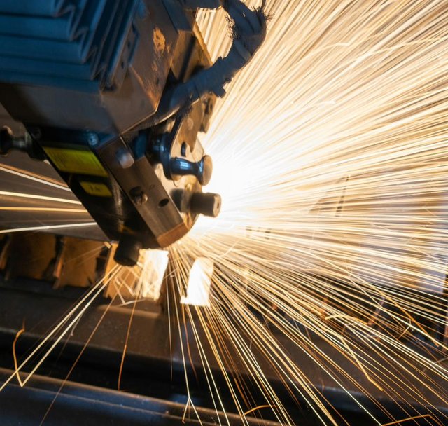 Materials & Manufacturing